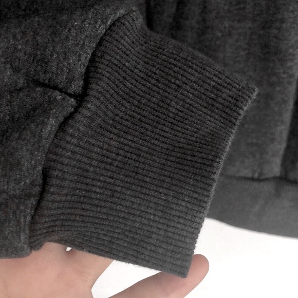 Grey fleece lined crewneck - Picture 3 of 4